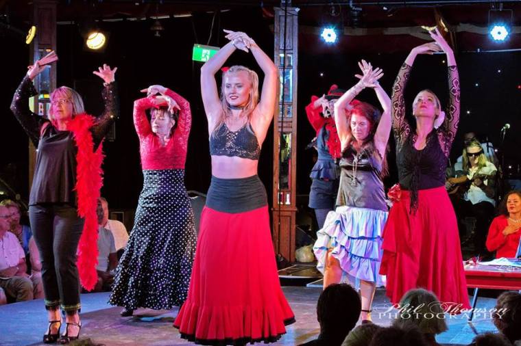 27072786_1580808412003827_8059332457382946394_n